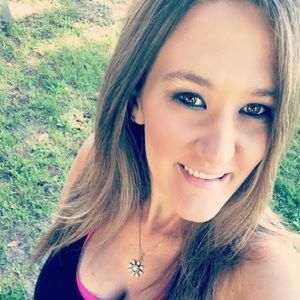 Meet your Posher, Rachelle